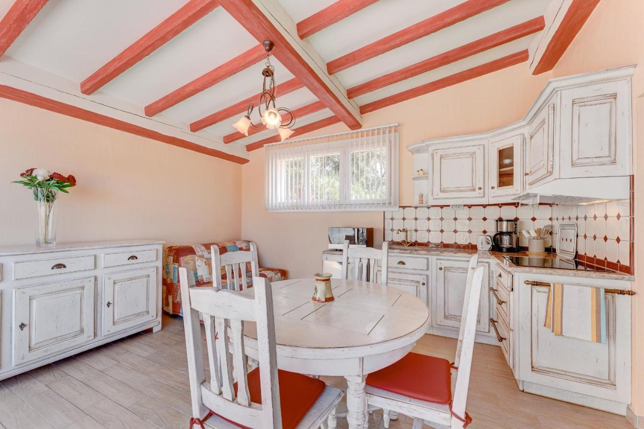 Villa Gilbert Vins-sur-Caramy Extérieur photo